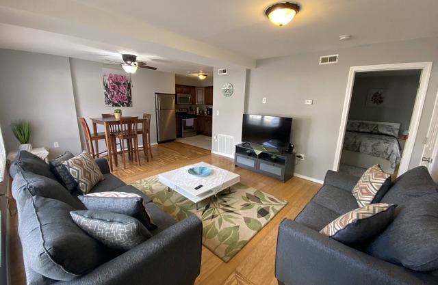 one bedroom Cozy condo