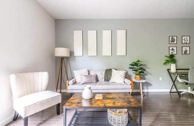One bedroom luxury apartment (Gym, Wifi, Parking, Rooftop Deck)