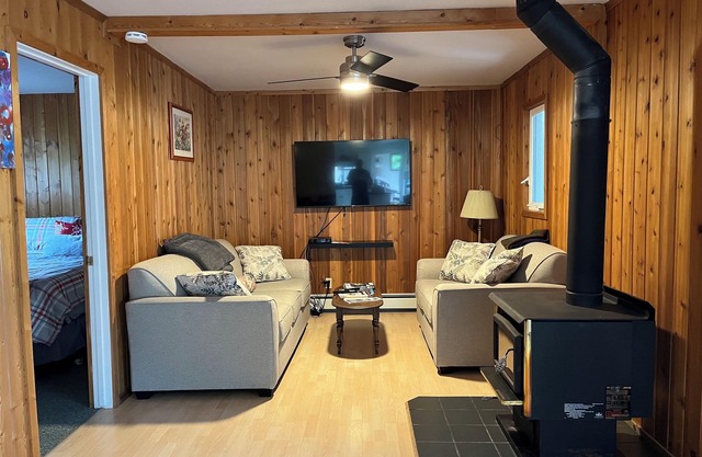 Ein Island Lake Camp
