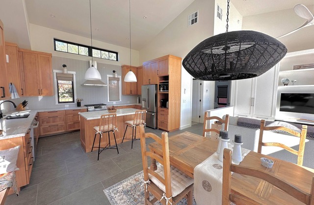 One-of-a kind wine country style in law unit, bright open sanctuary getaway