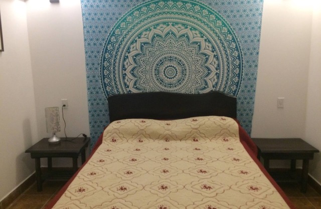 EIN QUEEN BETTZIMMER IN EASY INN BELIZE CITY