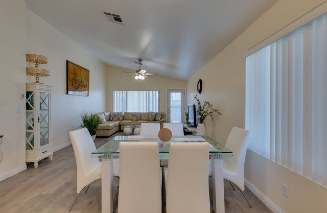 Eine Geschichte Vegas Cosy Home