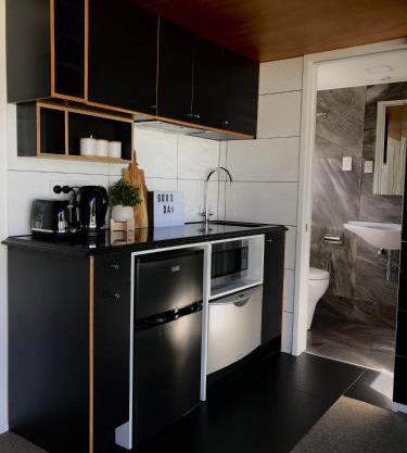 Onehunga Garden Tinyhouse with parking