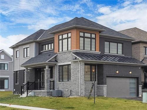 Only 10 Minutes from Niagara, Brock University, Modern 4BR Full House