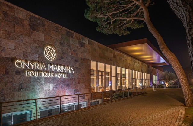 Onyria Marinha Boutique Hotel