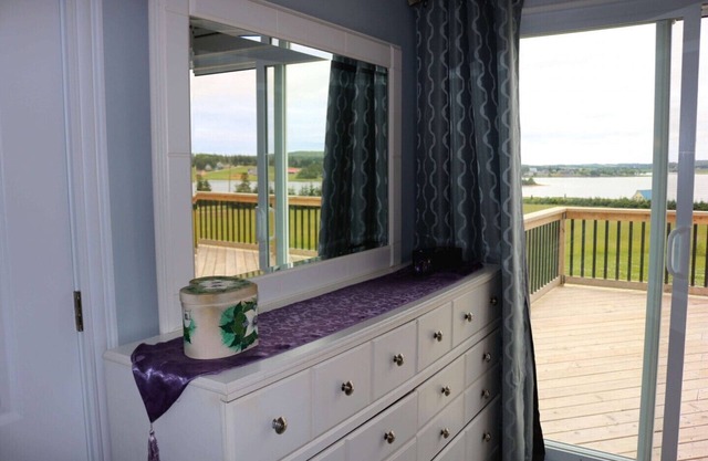 Offenes Konzept NEUES Cottage mit Blick auf den South West River