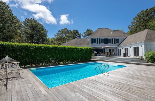 Entertainer's Delight in South Hampton