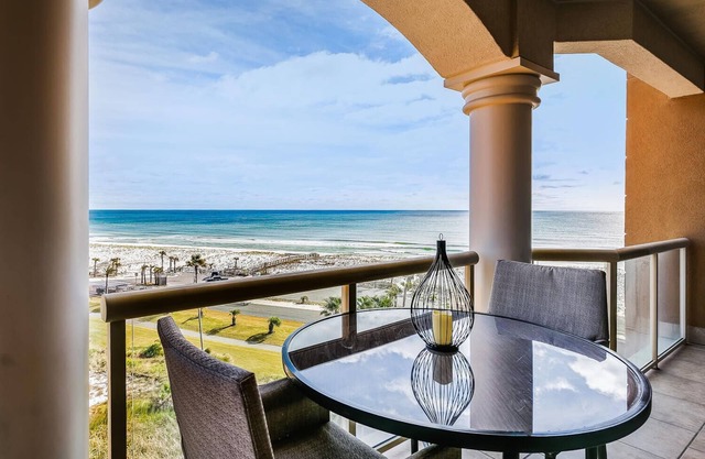 EarHören Sie OCEAN WAVES vom Balkon aus🌴🌴 OCEAN VIEW