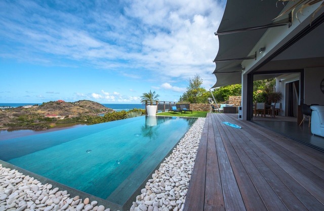 Open Space Luxury villa
