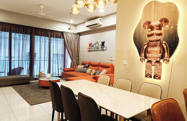 Opening Promo** Cozy Kuala Lumpur City Condo (4-10 Pax)3+1Bedrooms & 3 Bathrooms