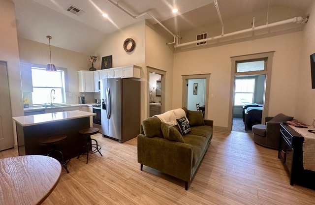 Opera House Suites 3