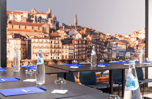 Oporto Airport & Business Hotel