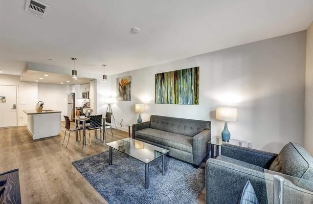 Orange County, Gated 1BR w/Full Kitchen & In unit Laundry