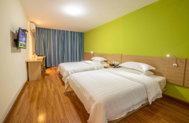 Orange Fashion Apartment Hotel Guangzhou Xiajiao Subway Station Branch