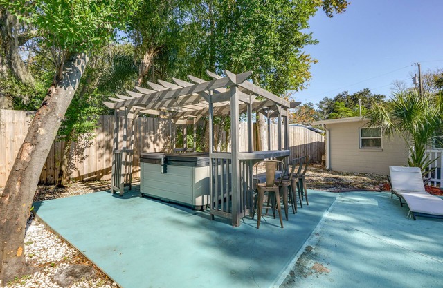 Orange Park Home w/Private Pool & Grill!