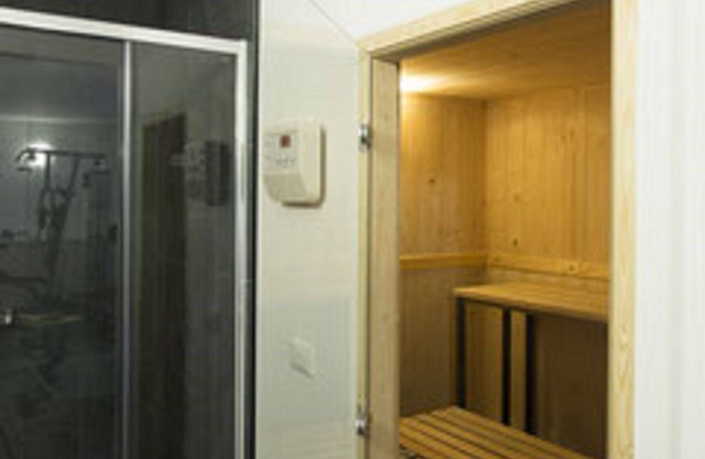 Habitación naranja .....