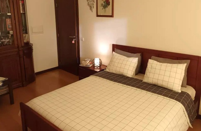 Orange room