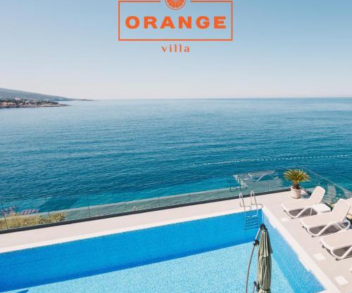 Orange Villa - 7 Bedrooms - 5 Star Location - Views - Pool