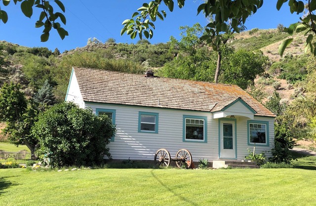 Orchard cottage, Mary Anne's home