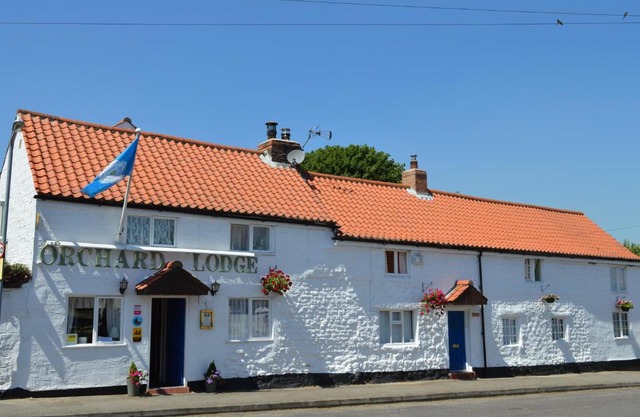 Orchard Lodge & Wolds Restaurant