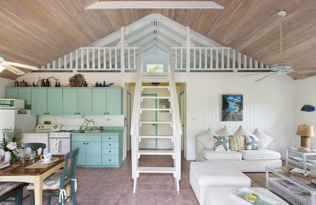 ORCHID COTTAGE-COLORFUL BAHAMIAN COTTAGE SCHRITTE VOM ATLANTIC BEACH