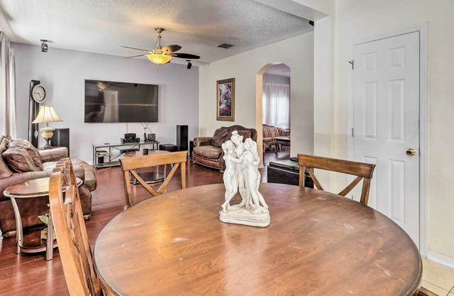 Orlando Home w/ Private Yard + Patio!