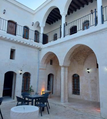 ORPHEUS OTEL-Konak