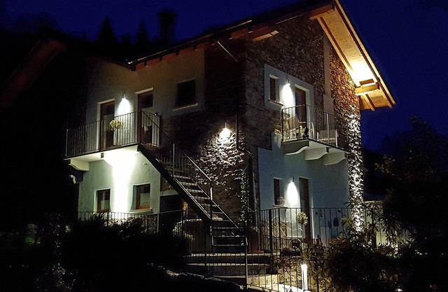 ORTA SEE - GANZES HAUS - SEEBLICK MIT GARTEN UND STRAND