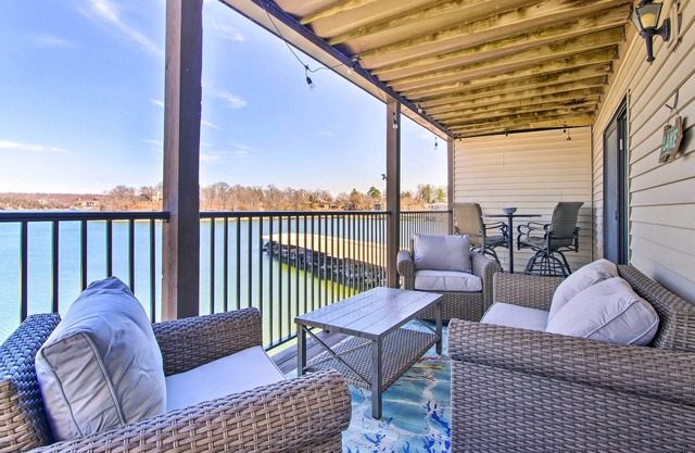 Osage Beach Resort Condo w/ Community Pool!