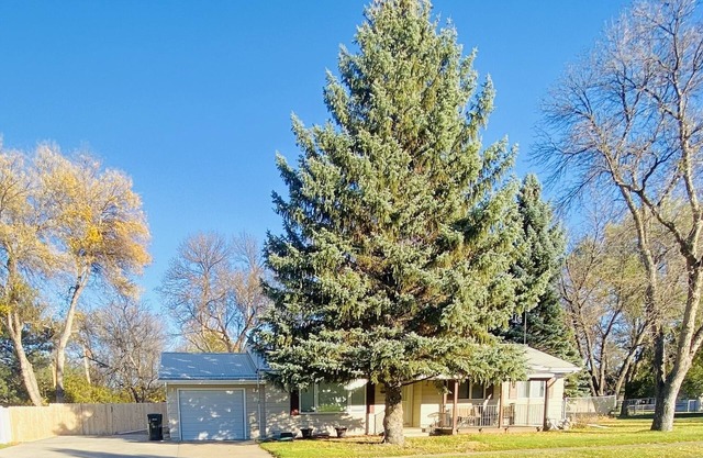 Osage Retreat-Cozy home minutes from Fort Peck Lake