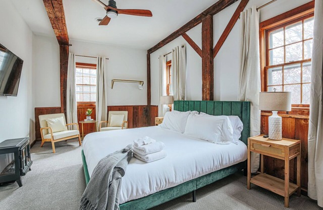 Osceola Mill is a B&B inn located in the Shenandoah Valley 20 minutes from Lexington and Staunton.