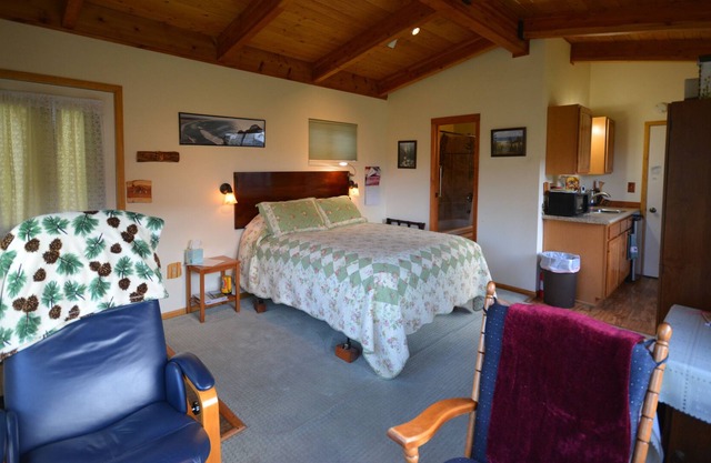 Osprey Point Rest. 5 Minuten von Gardiner, Yellowstone River und Wildlife Views