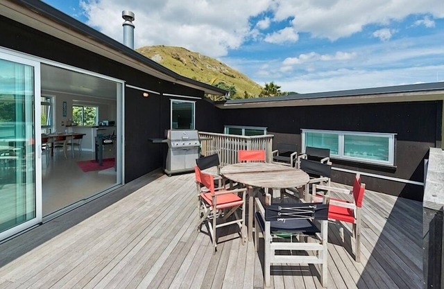 Otama Oceanview Paradies