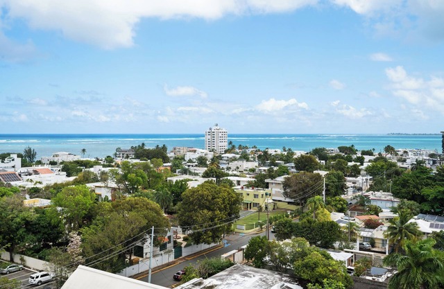 Otium | Beach + mountain + city view w/ parking