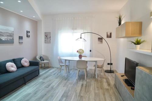 Ottavia Station Apartment