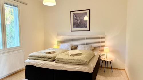 Oulu Modern 2BR with Sauna, Patio and Parking, 10 min to Center