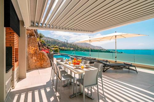OurMadeira - GrandView, contemporary
