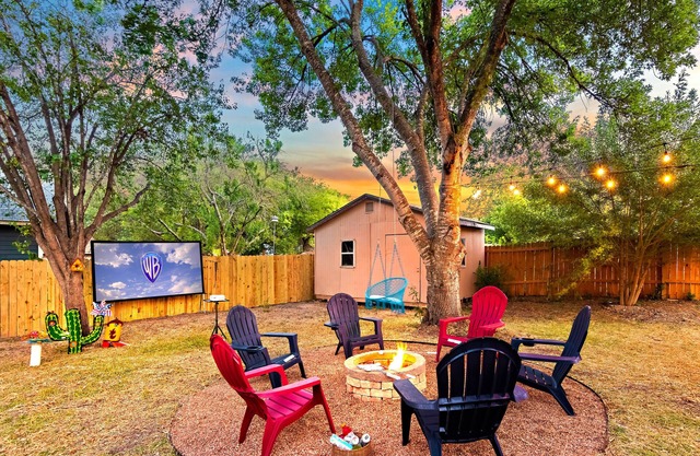 Outdoor movie Sea World Lackland AFB Family House