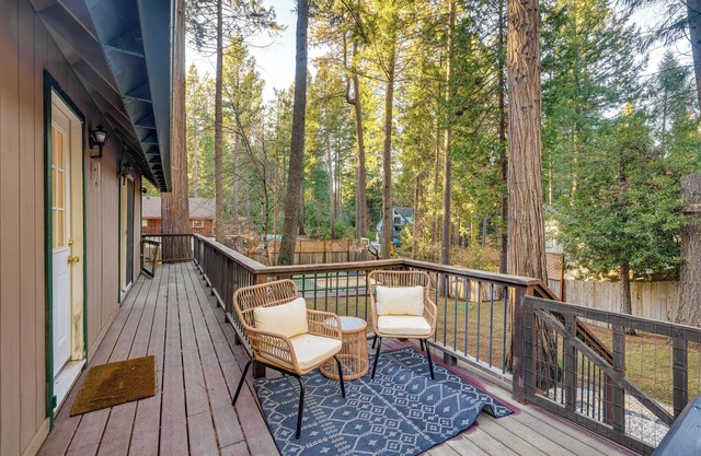 Walk to Lake: Nevada City Home w/ Pickleball Court