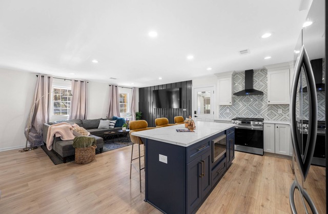 Outdoor Projector, Arcade, Fire Pit, 2 Living Rooms, Fire Pit, and more!