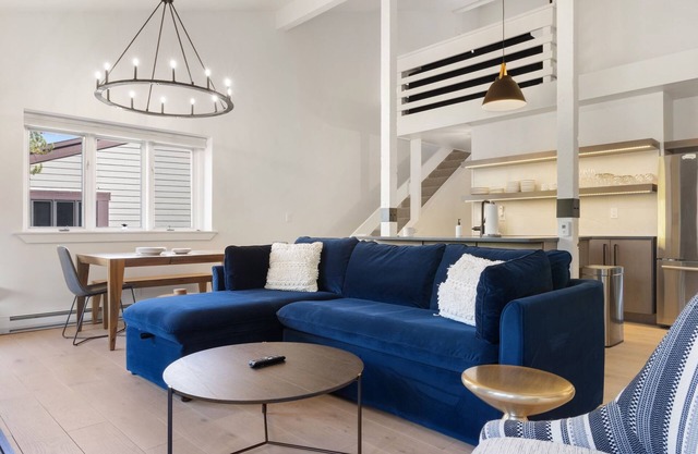 Outpost: Thistle 924 - Renovated!