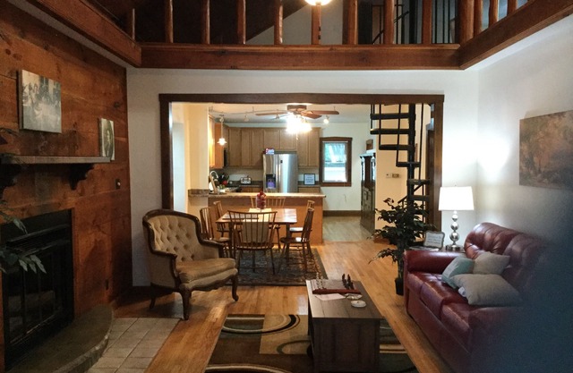 Empörend! Great Lakes Naval Graduation - für 18 Personen