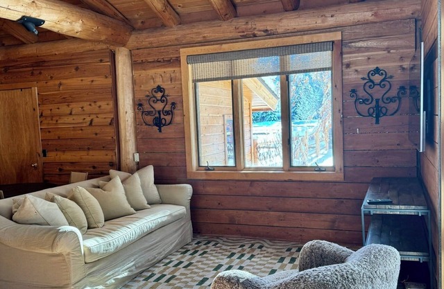 Luxurious One-Room Guest House in Ketchum