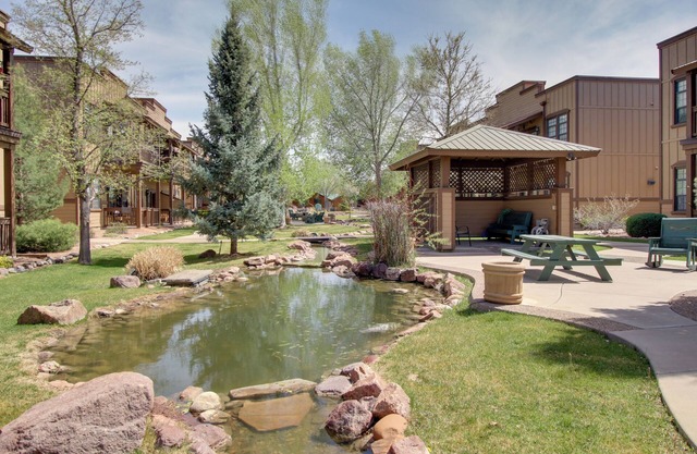 Overgaard Condo w/ Balcony, Near Hiking & Golfing