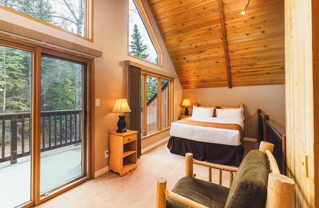 Overlander Mountain Lodge