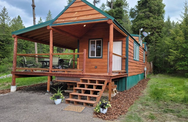 Overlook-Kabine-Premium-Eigenes Badezimmer-Seeblick
