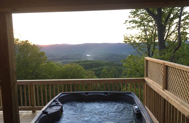 Overlook Mountain Supercabin
