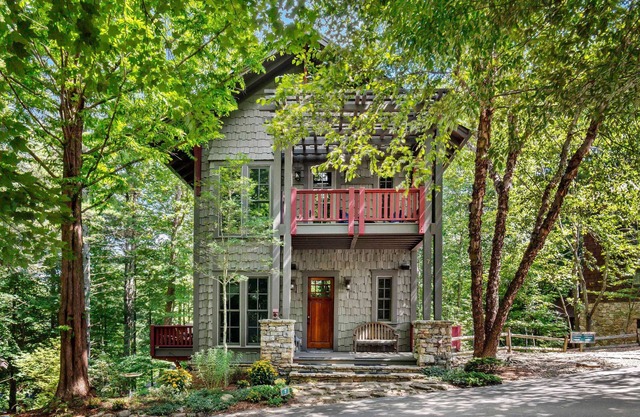 Owl's Nest: 2 BR, 2. 5 BA Haus in Black Mountain, 6 Personen