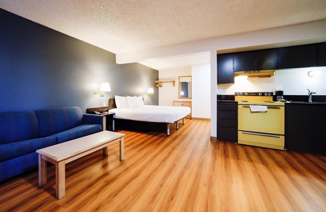 OYO Hotel Hermiston OR, Downtown