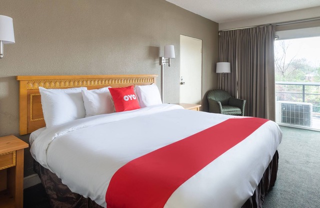 OYO Hotel Sumter SC Downtown